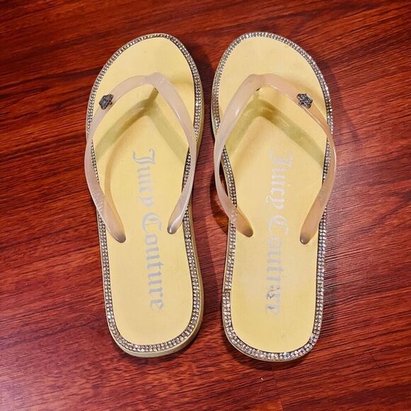 Juicy Couture Step into the sunshine Yellow flip flops 7 - Picture 3 of 12